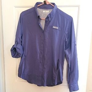 Columbia Blue Casual Button Down Shirt with Roll-Up Sleeves